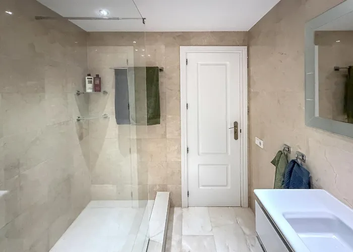 Вилла Exklusive Mit Beheiztem Pool In *